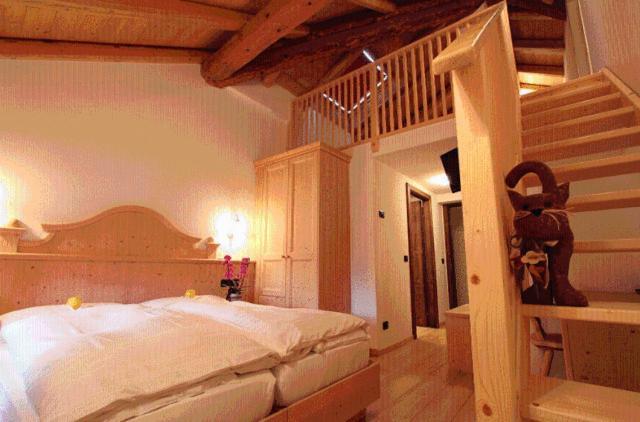 פאנקיה Hotel Fonte Dei Veli מראה חיצוני תמונה